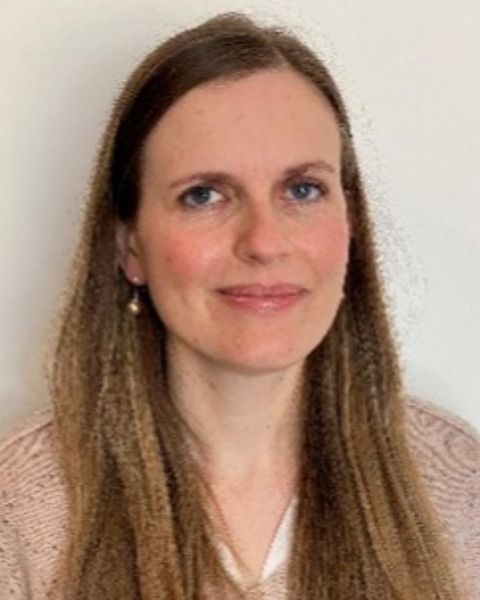 Heidi Dutton